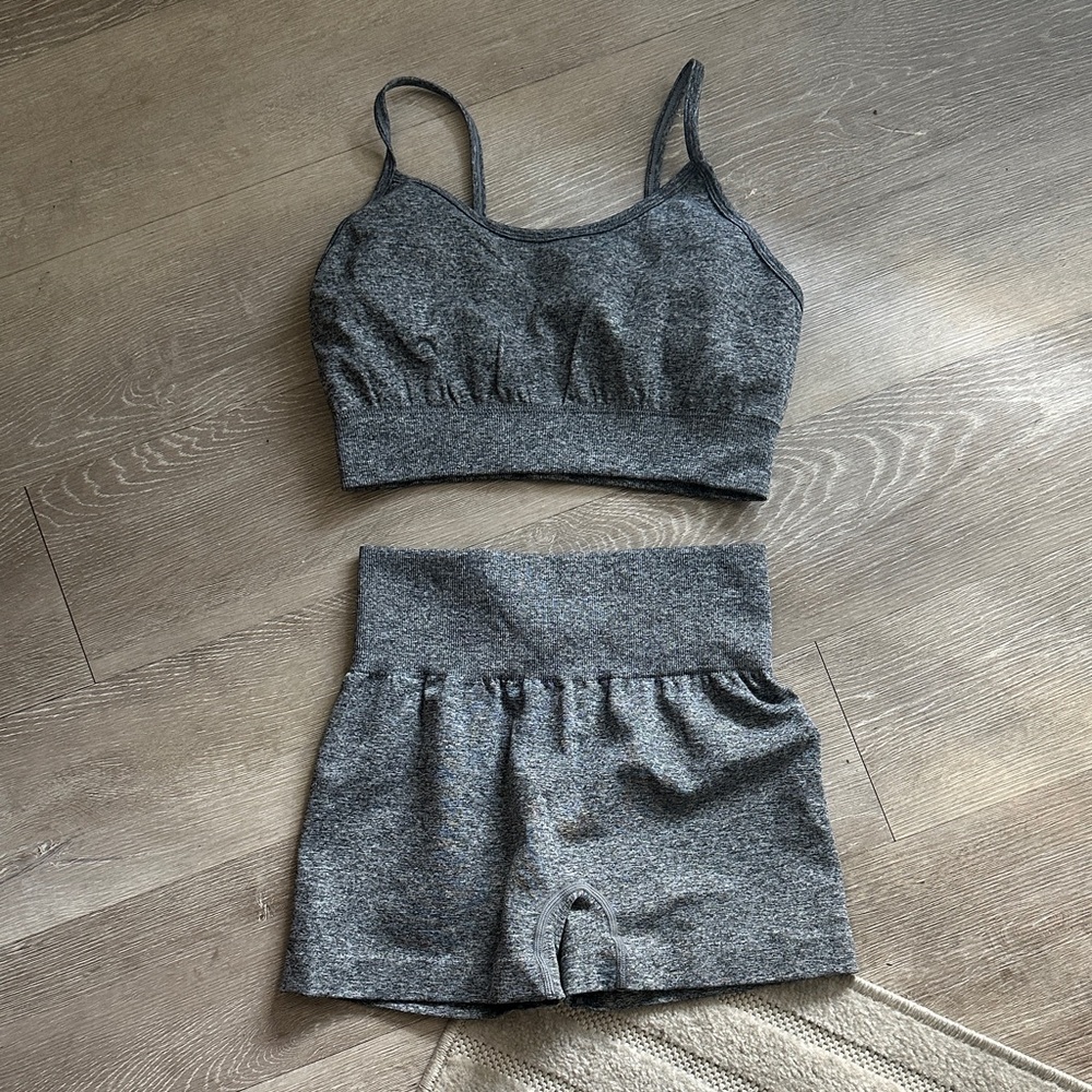 Special One | Seamless Sports Bra and Shorts Set